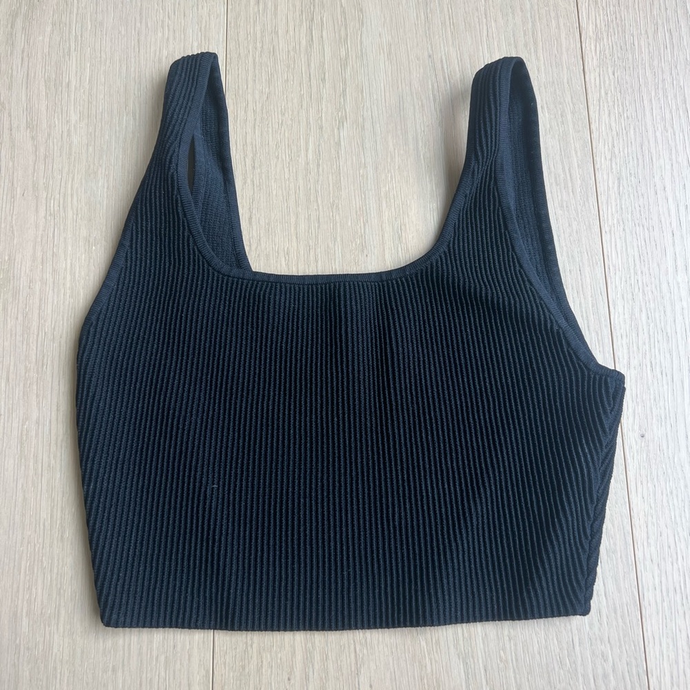 Aritzia Babaton Ribbed Cropped Tank Top